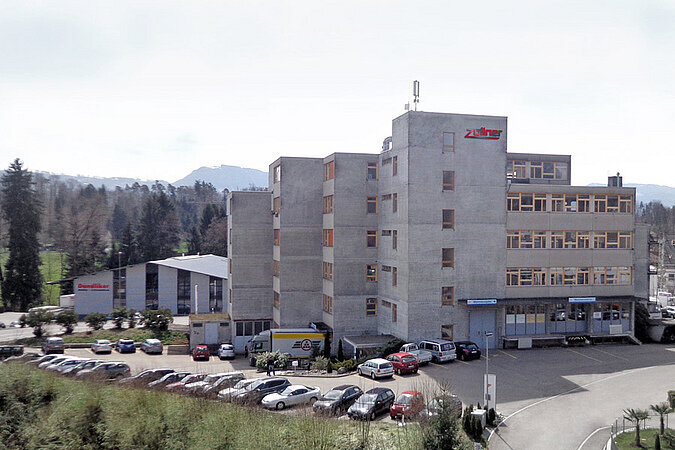 Gründung des Zweigwerks Hombrechtikon in der Schweiz 2013.