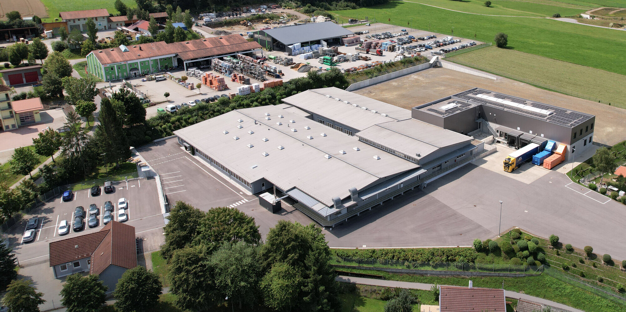 Zollner Elektronik AG - Werk Neukirchen