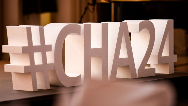 Aufsteller mit #CHA24